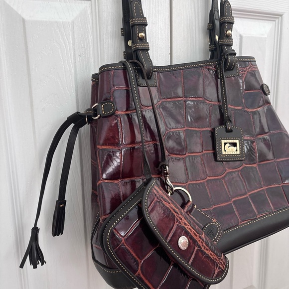 Dooney & Bourke Burgundy Croc-Embossed Shoulder Bag Set - Picture 6 of 16